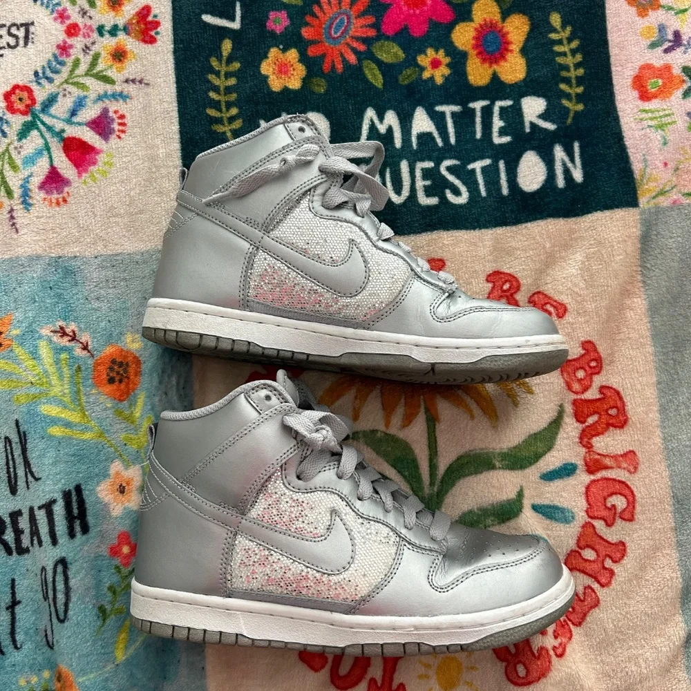 Nike Dunk High Silver - Size 7 - Picture 2 of 8